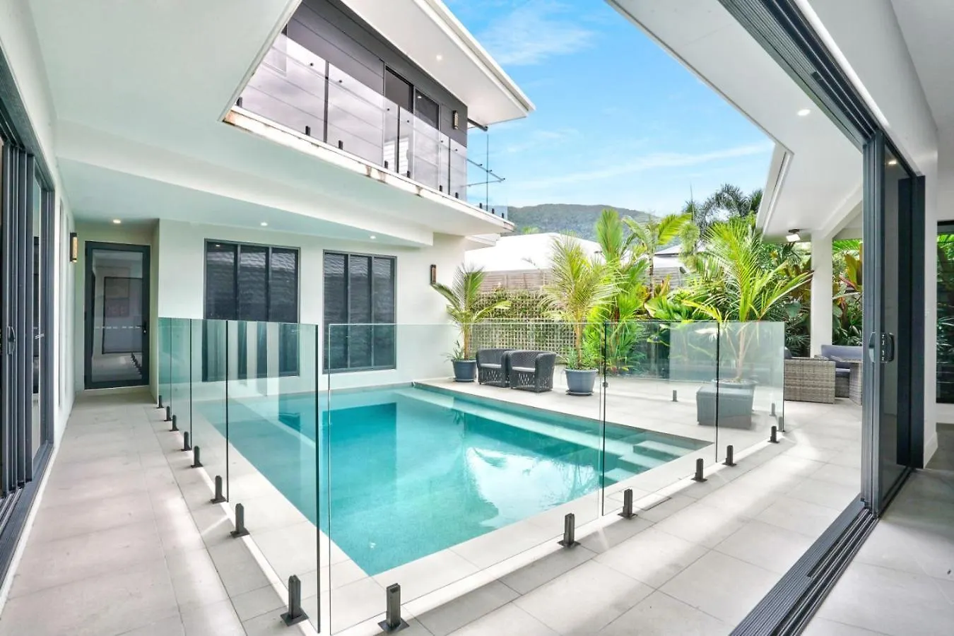 Miami At Argentina Palm Cove Villa Holiday home
