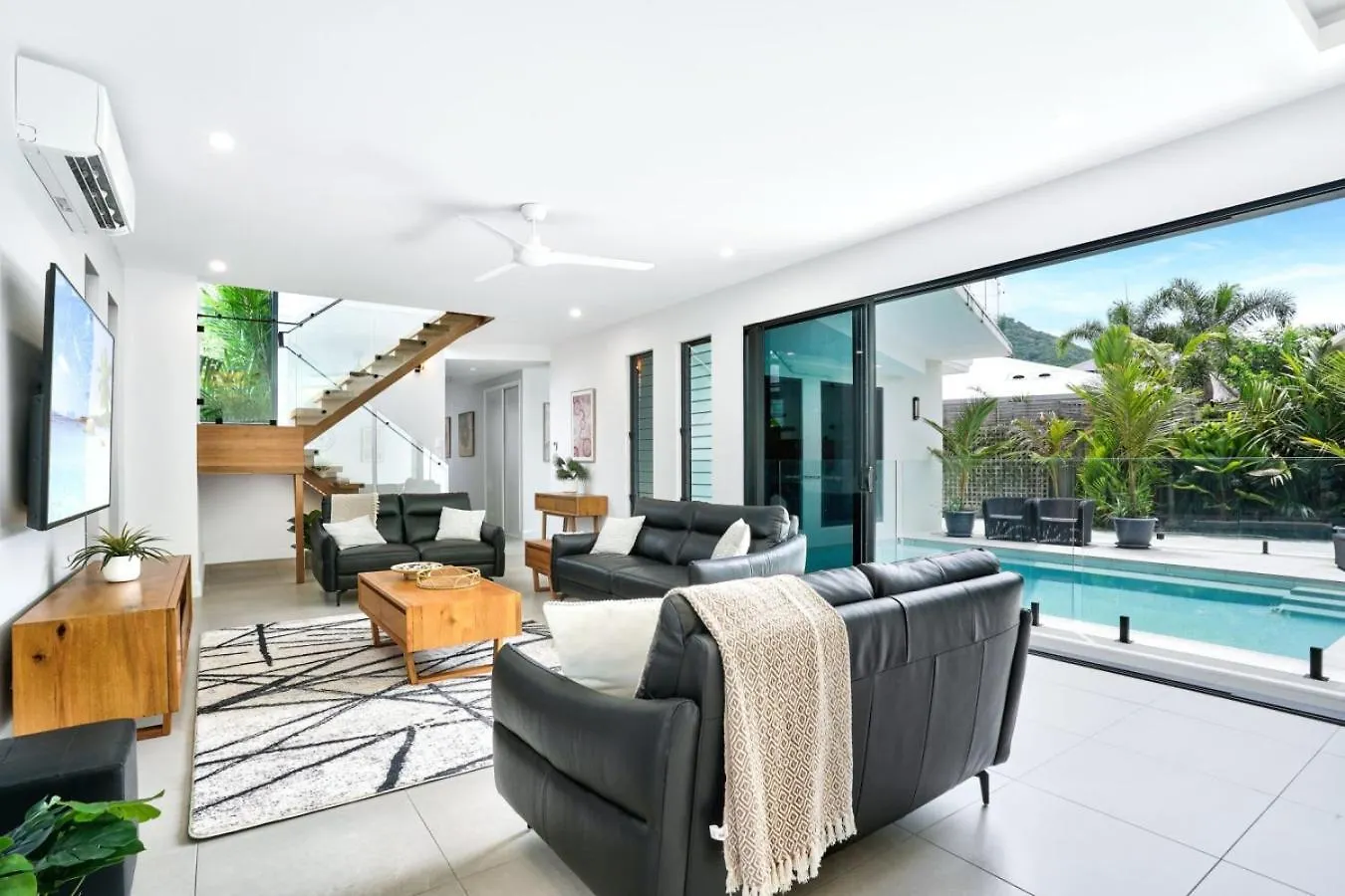 Miami At Argentina Palm Cove Villa 0*,  Australia